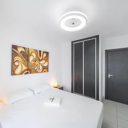 Welhomy Magnifique Santa Margarida Estany Apartment Roses